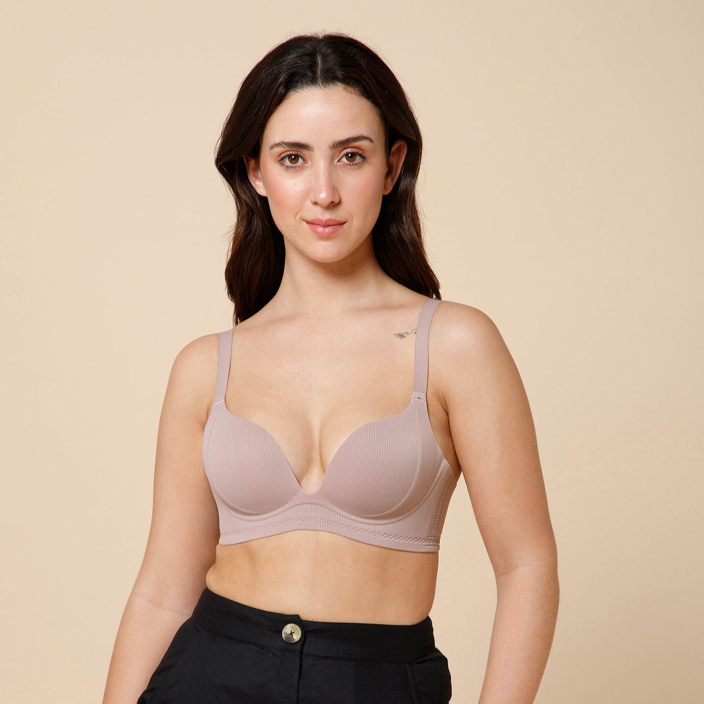 Seamless Push-Up Bra with Seamless Support & Aura Plunge Bra – Sculpted Comfort, Effortless Elegance