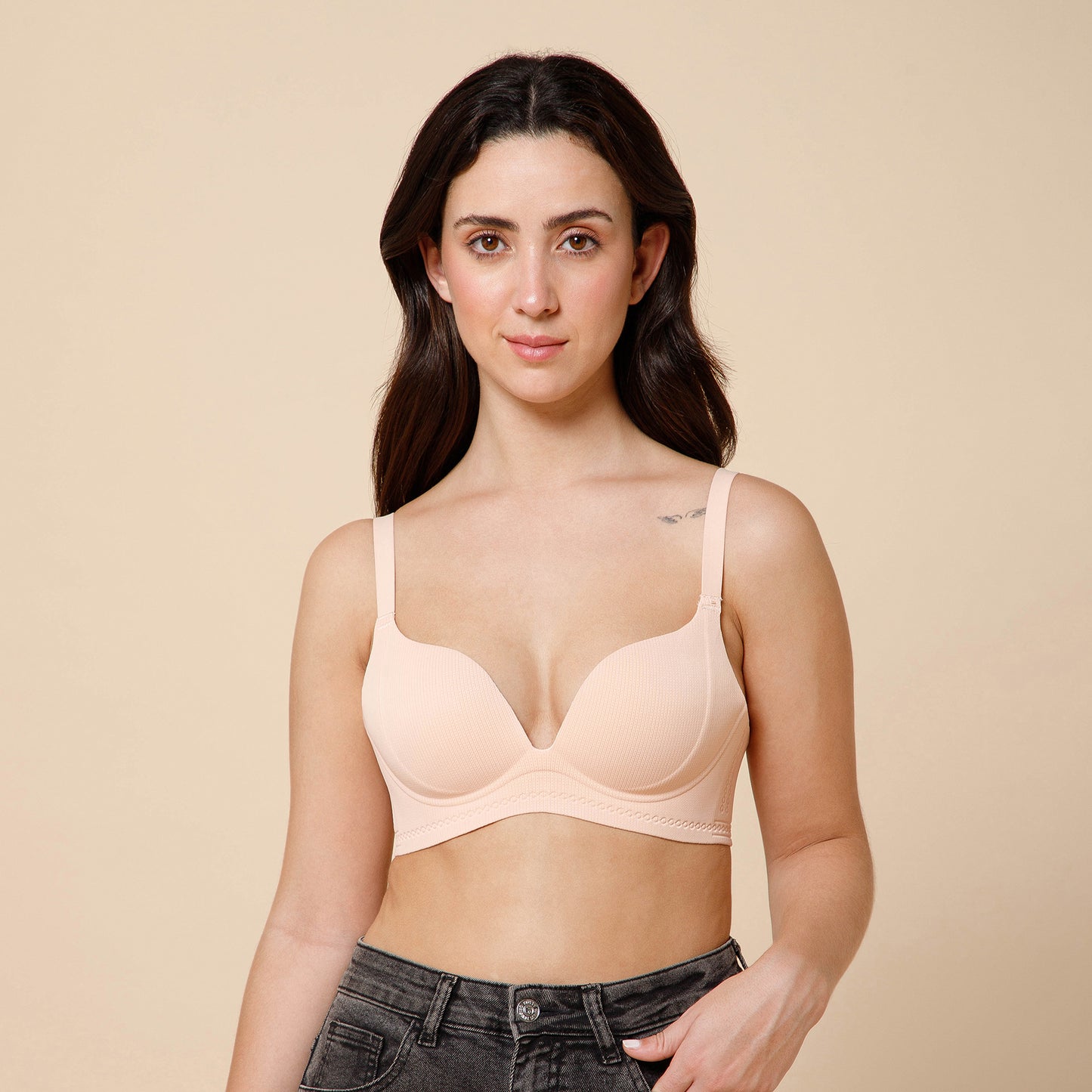 Seamless Push-Up Bra with Seamless Support & Aura Plunge Bra – Sculpted Comfort, Effortless Elegance