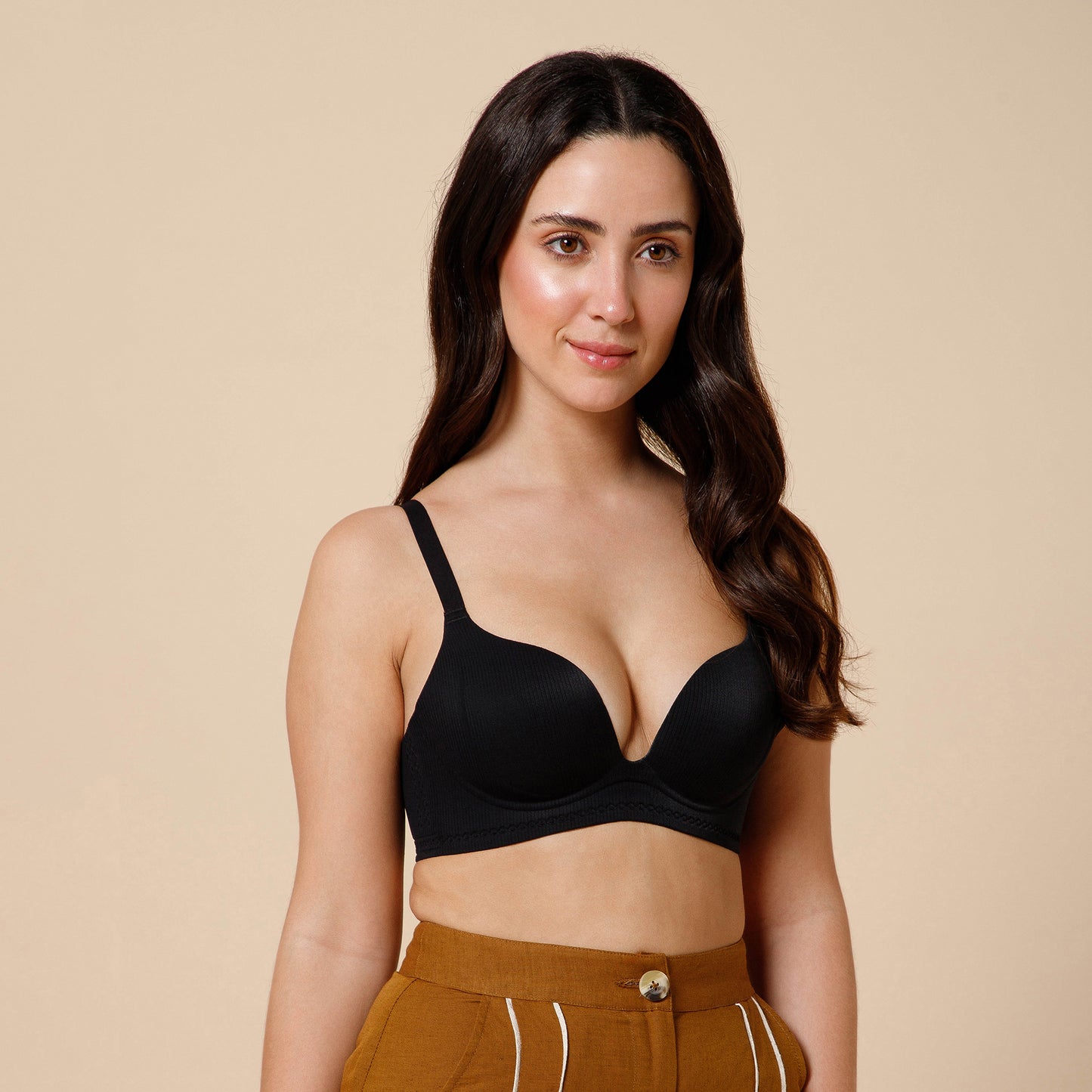 Seamless Push-Up Bra with Seamless Support & Aura Plunge Bra – Sculpted Comfort, Effortless Elegance