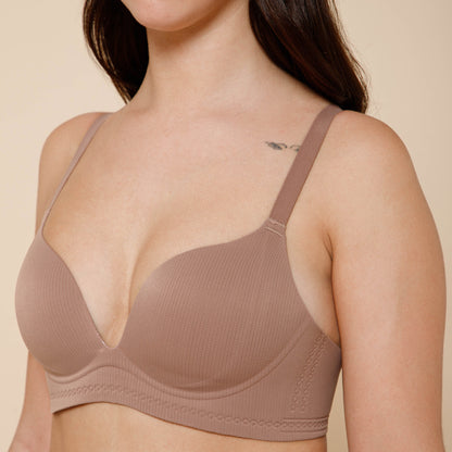 Seamless Push-Up Bra with Seamless Support & Aura Plunge Bra – Sculpted Comfort, Effortless Elegance